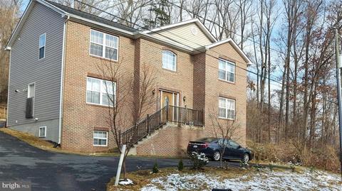 3940 Orange St, Triangle, VA 22172 photo 1