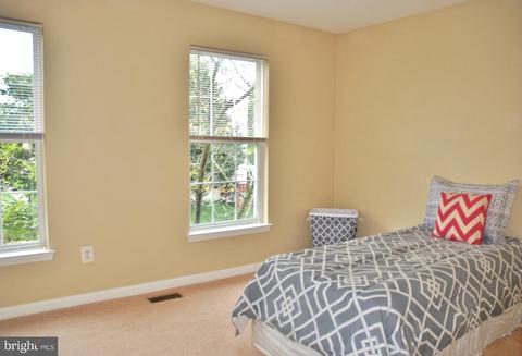 21107 Footstep Ter, Ashburn, VA 20147 photo 14