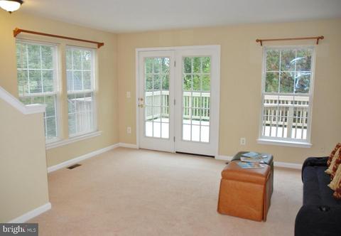 21107 Footstep Ter, Ashburn, VA 20147 photo 11