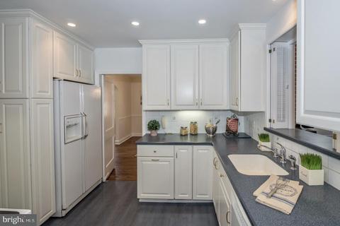 523 W Beechtree Ln, Wayne, PA 19087 photo 11