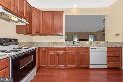 1015 Eastbourne Ter, Frederick, MD 21702 photo 9