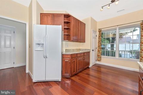 1015 Eastbourne Ter, Frederick, MD 21702 photo 7