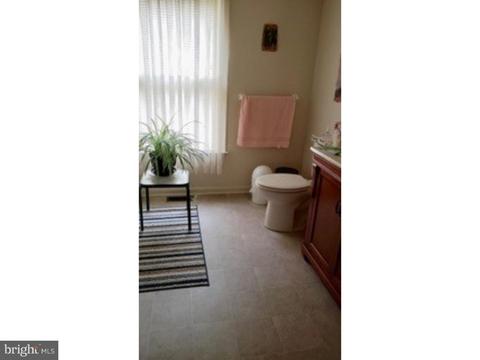369 Sugartown Rd, Wayne, PA 19087 photo 11