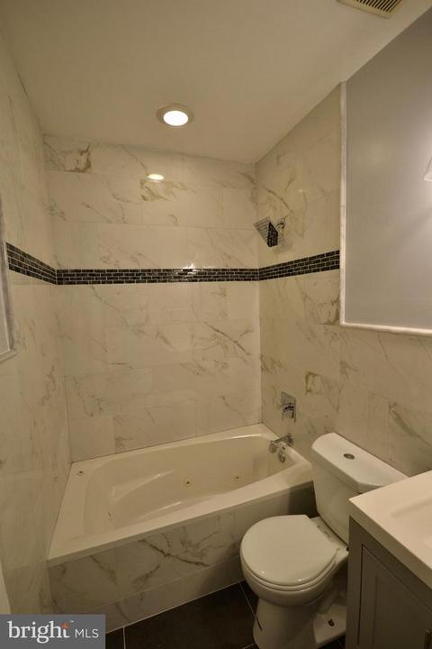 1241 18th St NE #6, Washington, DC 20002 photo 10