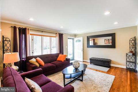 6918 Elbrook Rd, Lanham, MD 20706 photo 4