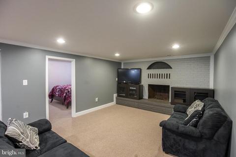 6918 Elbrook Rd, Lanham, MD 20706 photo 20