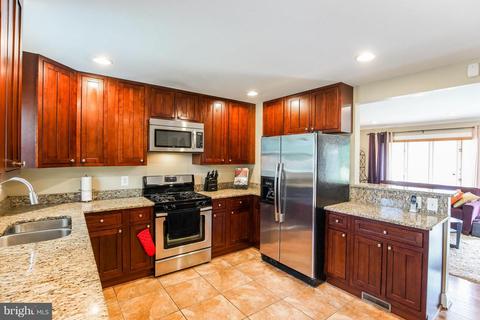 6918 Elbrook Rd, Lanham, MD 20706 photo 7