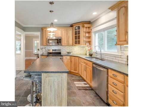 700 W Holly Ave, Pitman, NJ 08071 photo 7