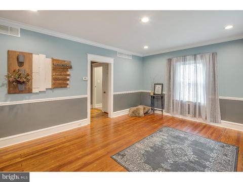 700 W Holly Ave, Pitman, NJ 08071 photo 2