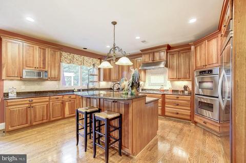 6425 Divine St, Mclean, VA 22101 photo 7