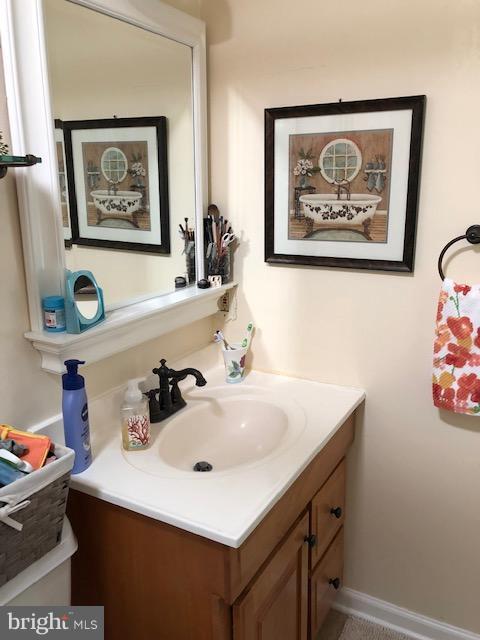 6514 Rivington Rd, Springfield, VA 22152 photo 12