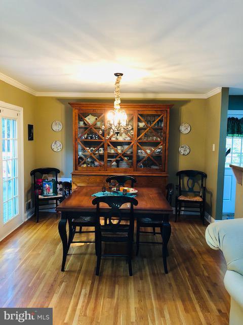 6514 Rivington Rd, Springfield, VA 22152 photo 8