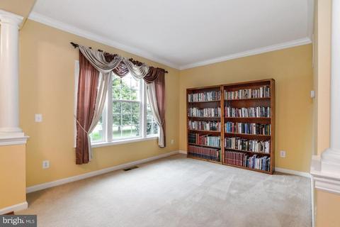 3402 Oakham Mount Dr, Triangle, VA 22172 photo 3