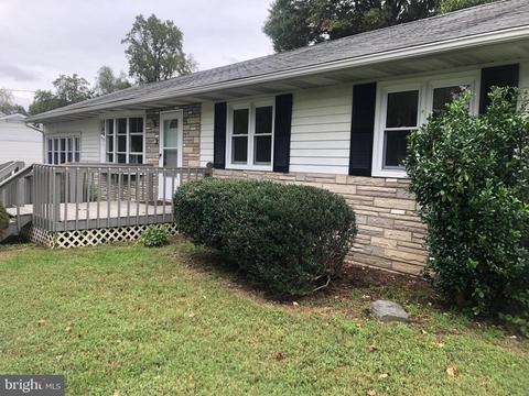 109 Riverside Rd, Edgewater, MD 21037 photo 1