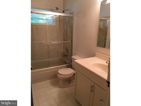 22 Shell Turn, Hamilton, NJ 08690 photo 13