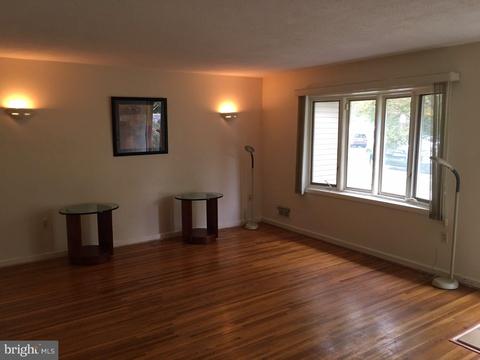 22 Shell Turn, Hamilton, NJ 08690 photo 5