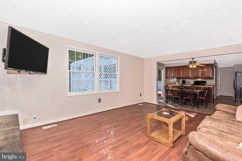 7975 Helmart Dr, Laurel, MD 20723 photo 13