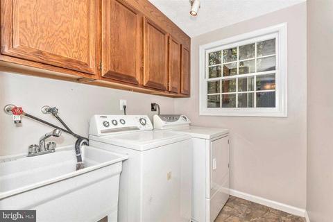 7975 Helmart Dr, Laurel, MD 20723 photo 16