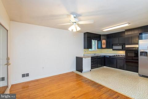 615 Eliot Rd, Pasadena, MD 21122 photo 8