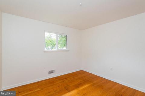 615 Eliot Rd, Pasadena, MD 21122 photo 24