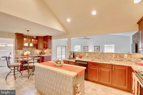 1188 Keeling Ct, Arnold, MD 21012 photo 2