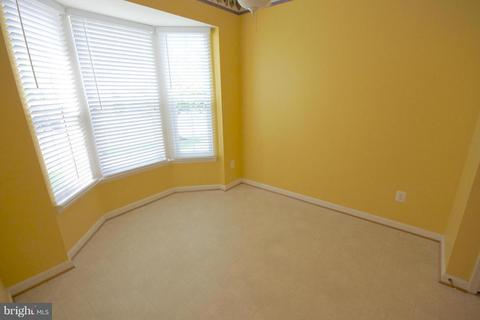 16081 Dancing Leaf Pl, Dumfries, VA 22025 photo 6