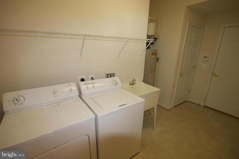 16081 Dancing Leaf Pl, Dumfries, VA 22025 photo 17