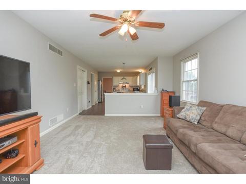 208 Mount Vernon Dr, Bear, DE 19701 photo 13