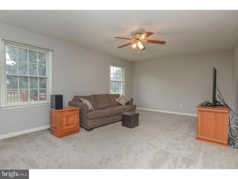 208 Mount Vernon Dr, Bear, DE 19701 photo 15