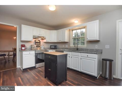 208 Mount Vernon Dr, Bear, DE 19701 photo 4
