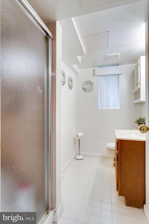 7643 Long Pine Dr, Springfield, VA 22151 photo 27