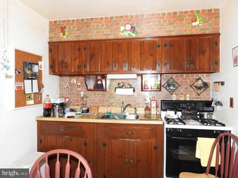 205 4th Ave, Halethorpe, MD 21227 photo 9