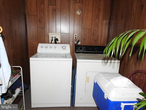 205 4th Ave, Halethorpe, MD 21227 photo 7