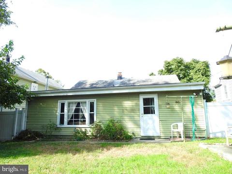 205 4th Ave, Halethorpe, MD 21227 photo 2