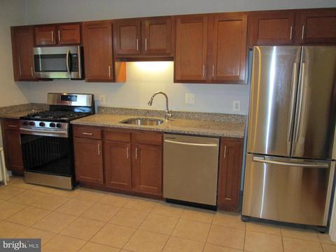 133 S Collins Ave, Baltimore, MD 21229 photo 5