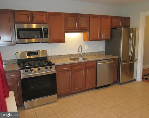 133 S Collins Ave, Baltimore, MD 21229 photo 7