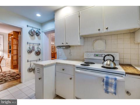 910 Cedar St, Riverton, NJ 08077 photo 9