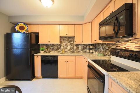 8021 Cattail Ct, Frederick, MD 21701 photo 6