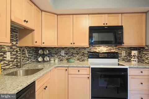 8021 Cattail Ct, Frederick, MD 21701 photo 5
