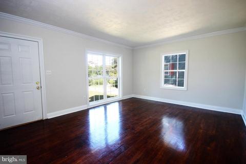 605 Lakeside Dr, Salisbury, MD 21801 photo 4