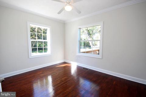 605 Lakeside Dr, Salisbury, MD 21801 photo 8