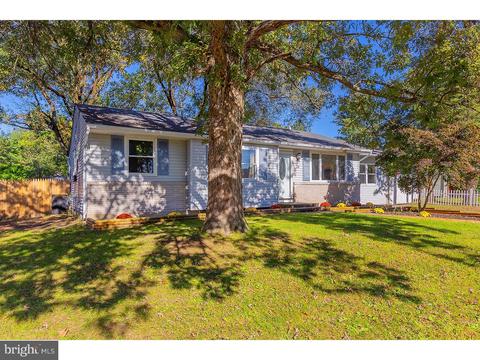 24 Penn Dr, Pine Hill, NJ 08021 photo 2