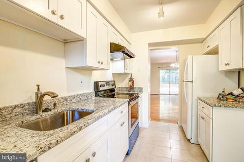 12745 Turquoise Ter, Silver Spring, MD 20904 photo 5