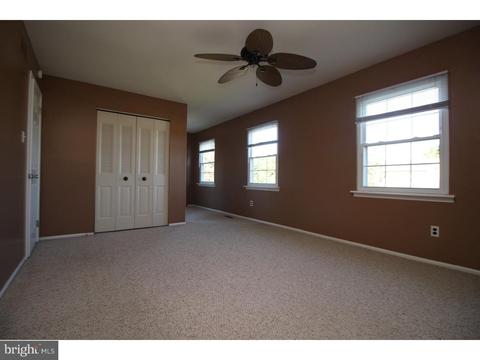 5 Westbridge Rd, Bear, DE 19701 photo 11