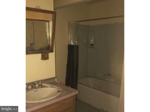 27 Downing Rd, Ewing, NJ 08628 photo 3