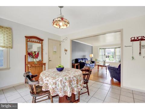125 Michael Ln, Bear, DE 19701 photo 5