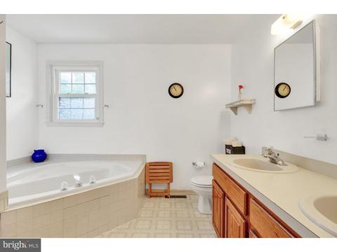 125 Michael Ln, Bear, DE 19701 photo 15