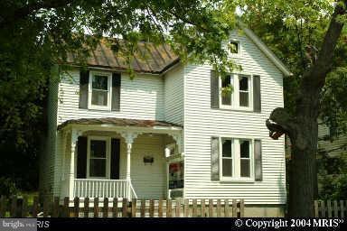 321 Compton Ave, Laurel, MD 20707 photo 1