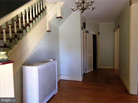 9 N Oak Ave, Pitman, NJ 08071 photo 2