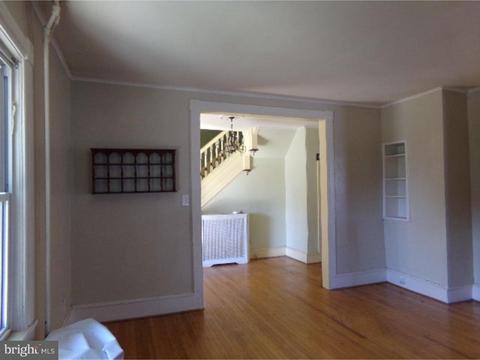 9 N Oak Ave, Pitman, NJ 08071 photo 4